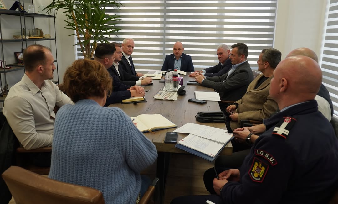 Ședință de lucru la Satu Mare pentru gestionarea incendiilor de vegetație