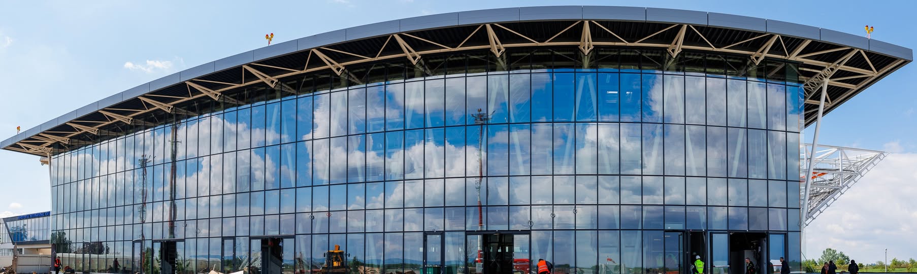 Noi zboruri de pe Aeroportul Satu Mare spre București și Londra