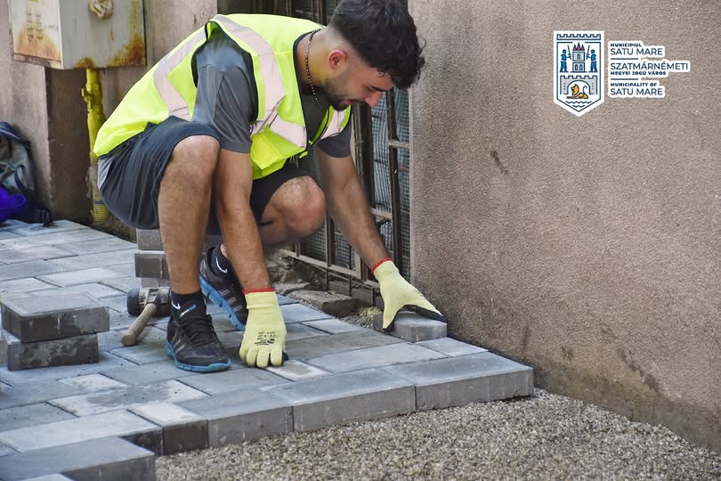 Continuăm modernizarea trotuarelor din Satu Mare