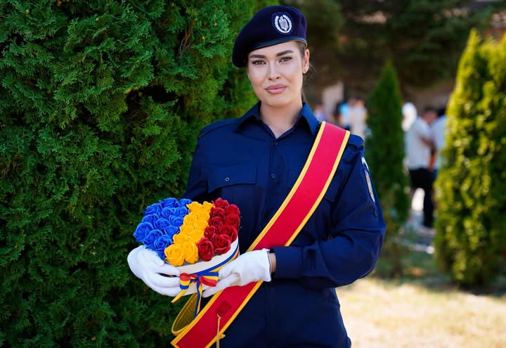 1829 de elevi ai școlilor de Poliție au depus jurământul militar