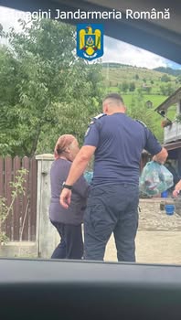 Jandarmii sprijină comunitățile afectate de inundații