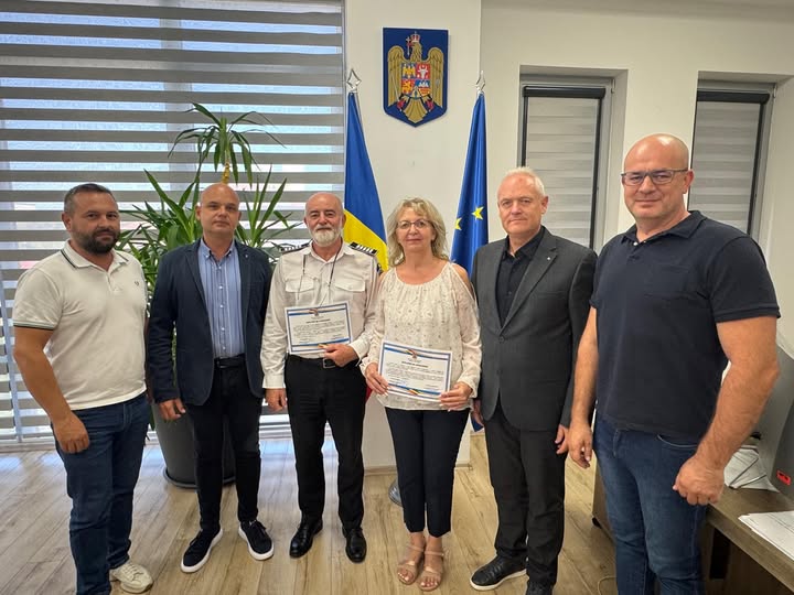 Doi colegi din Satu Mare se retrag din activitate după o carieră dedicată serviciului public