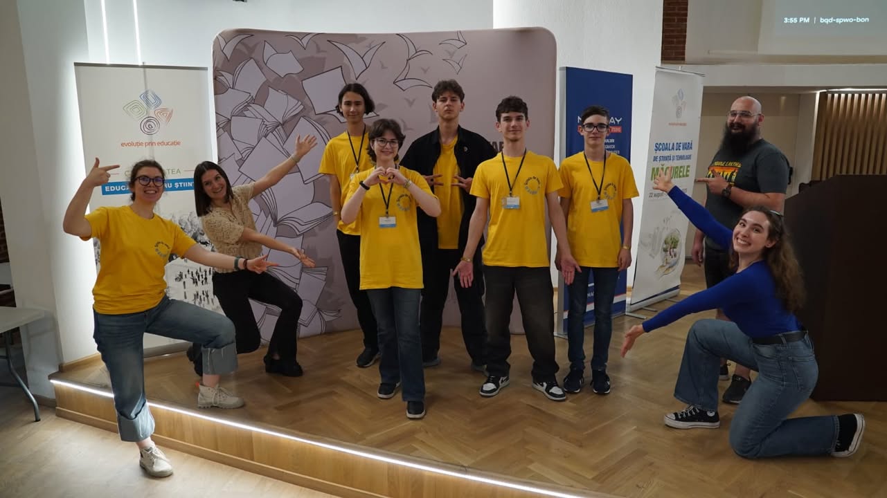 Elevi și cercetători de top, premiați la școala de vară de la Măgurele