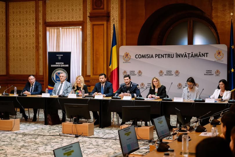 Lansare de ghiduri pentru combaterea bullyingului în școli