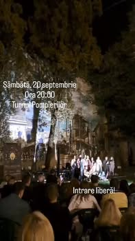 Invitație la teatru în parc