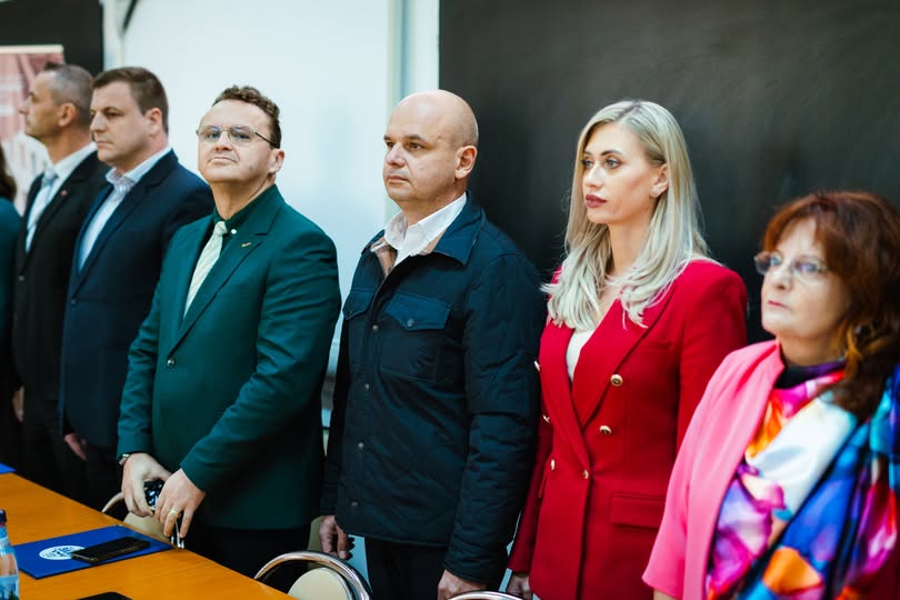 Vicepreședintele Roxana Petca a participat la deschiderea anului universitar la Universitatea Vasile Goldiș Arad Satu Mare