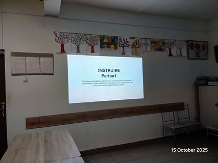 Curs de comunicare la centrul pentru persoane cu dizabilități din Satu Mare