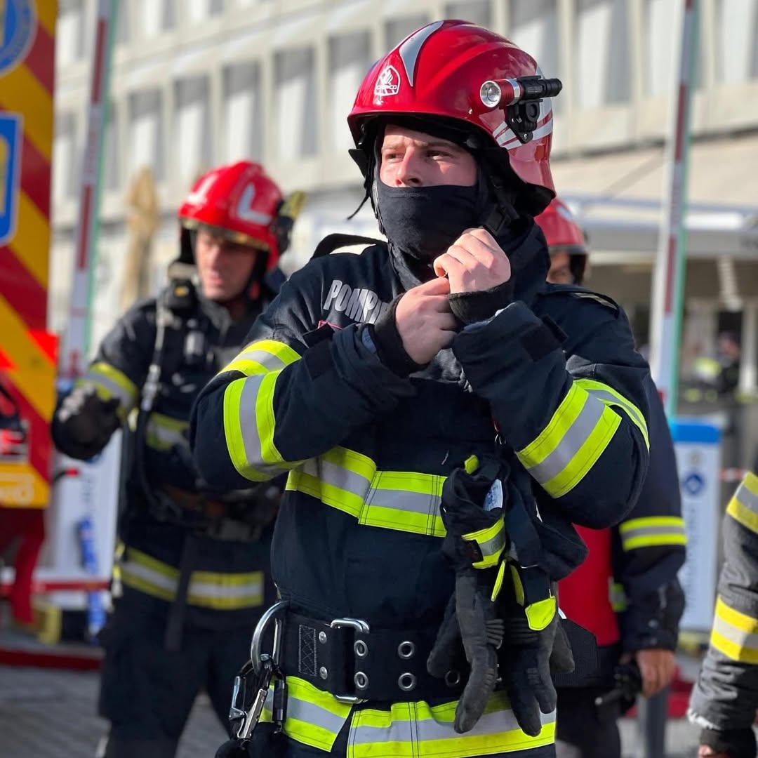 Eroul zilei: pompierul Sebastian Popa a salvat viața unui bărbat în stop cardio-respirator
