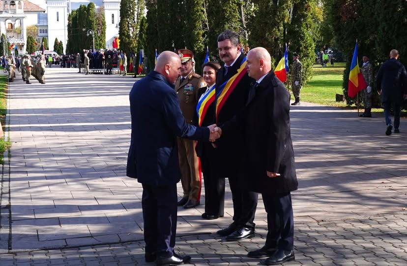 Carei sărbătorește Ziua Armatei Române cu prezența premierului Bolojan