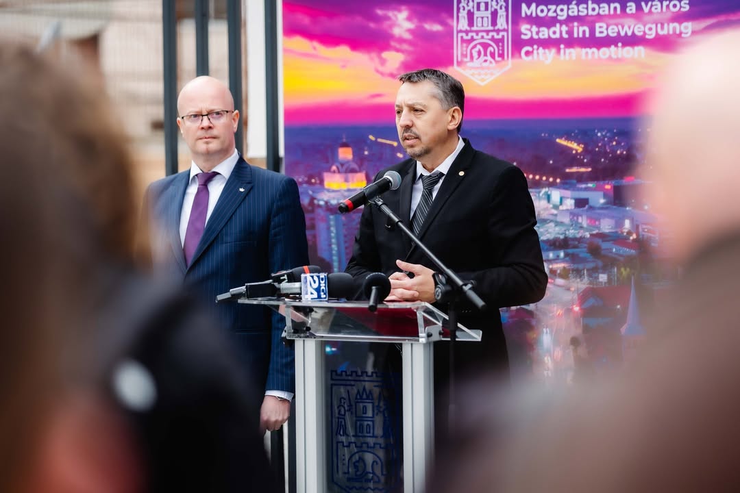 Comasarea școlilor la Satu Mare: o strategie administrativă și de reducere a cheltuielilor
