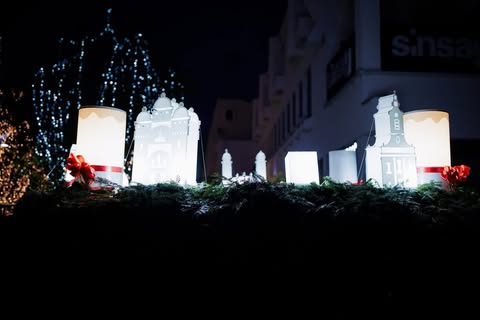 În fiecare duminică, începând din 30 noiembrie, aprindem lumânările de Advent la Târgul de Crăciun din Satu Mare